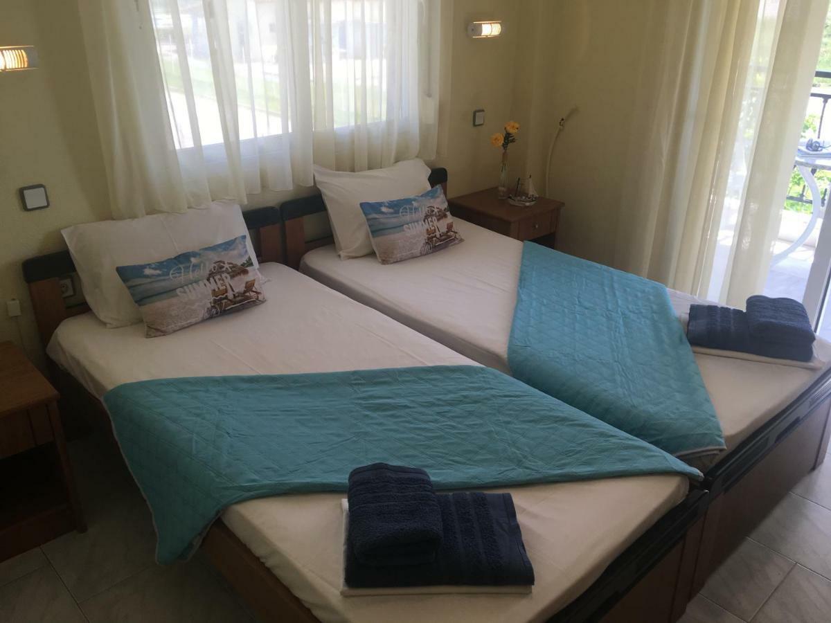 Dionisos Blue Paralia Dionysiou