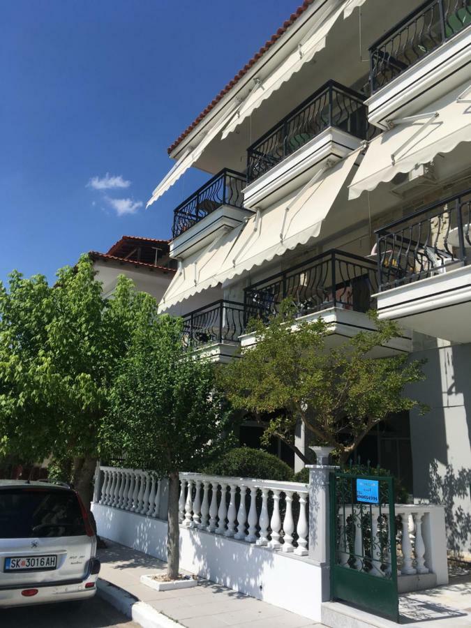 Dionisos Blue Paralia Dionysiou