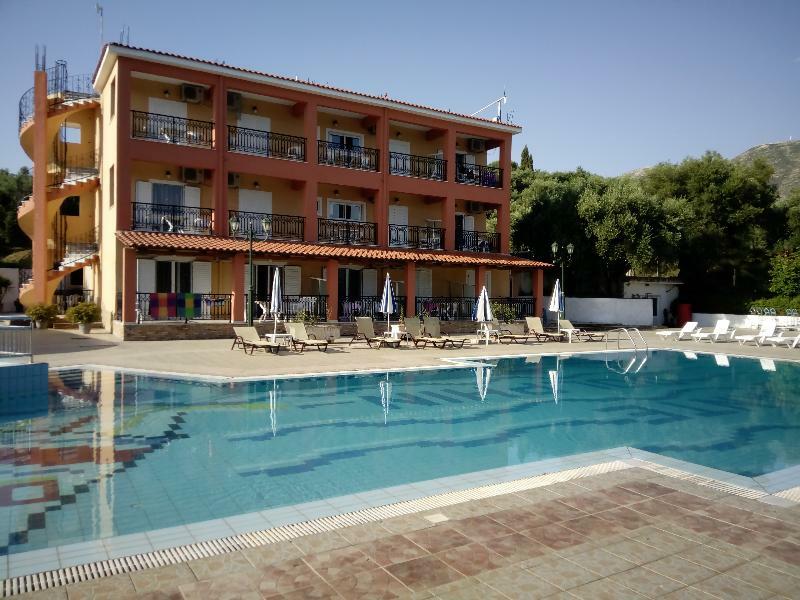 Aparthotel ζante Dolphin Alykes (Zakynthos)