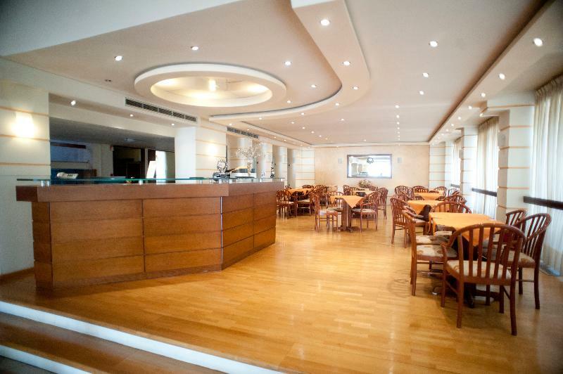 Oceanis 3* Kavala