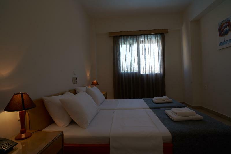 Veronica Aparthotel 3*