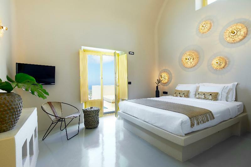 Santorini North 3*