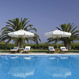Yria Boutique & 5* Parasporos