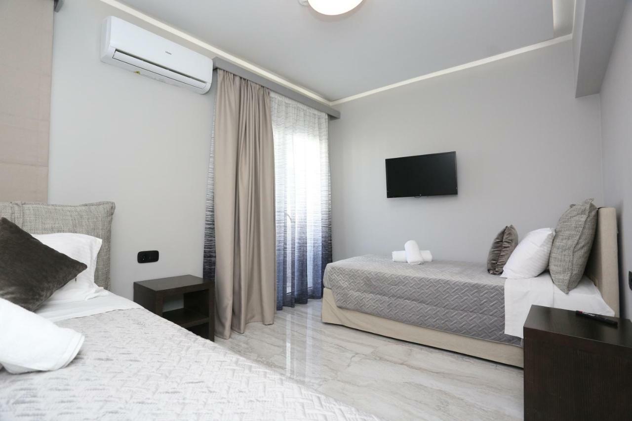 Tropical Aparthotel