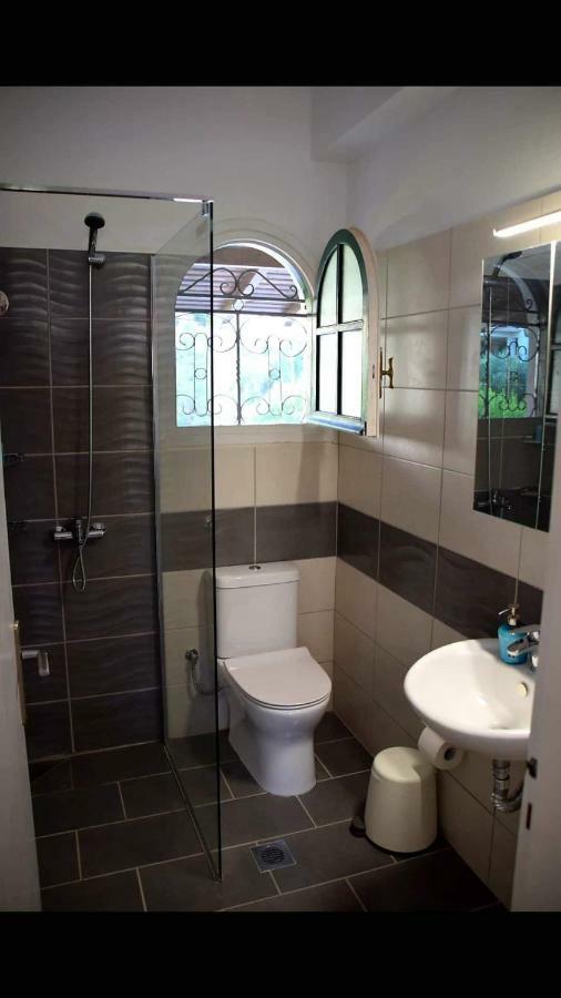 Fofos Aparthotel *