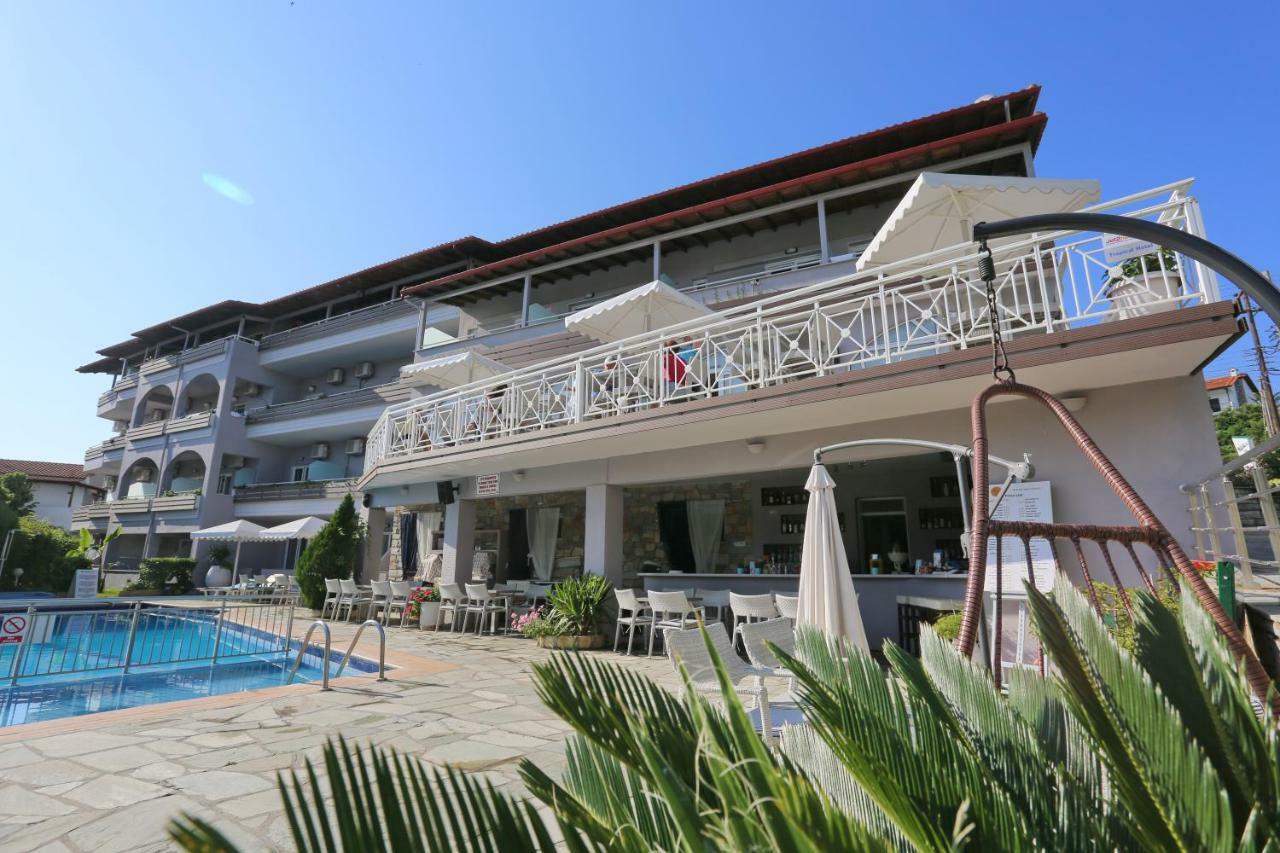 Tropical Aparthotel