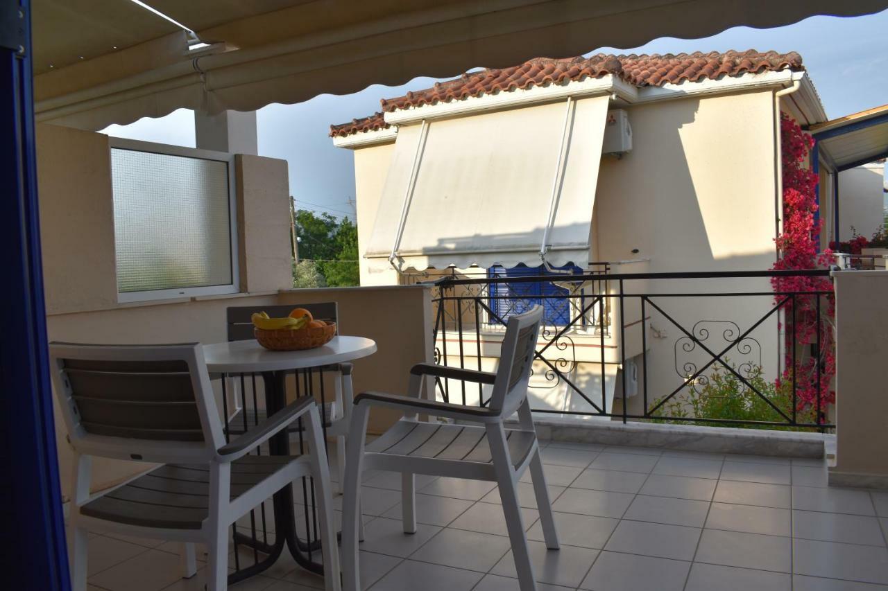 Anesis Village And