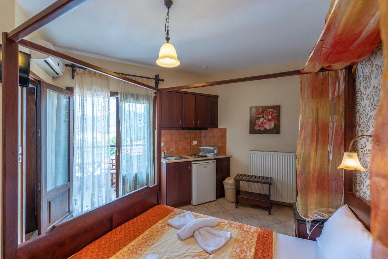 Hera Aparthotel *