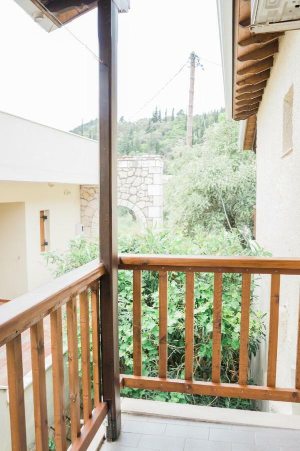 Afroditi Pansion Apartment