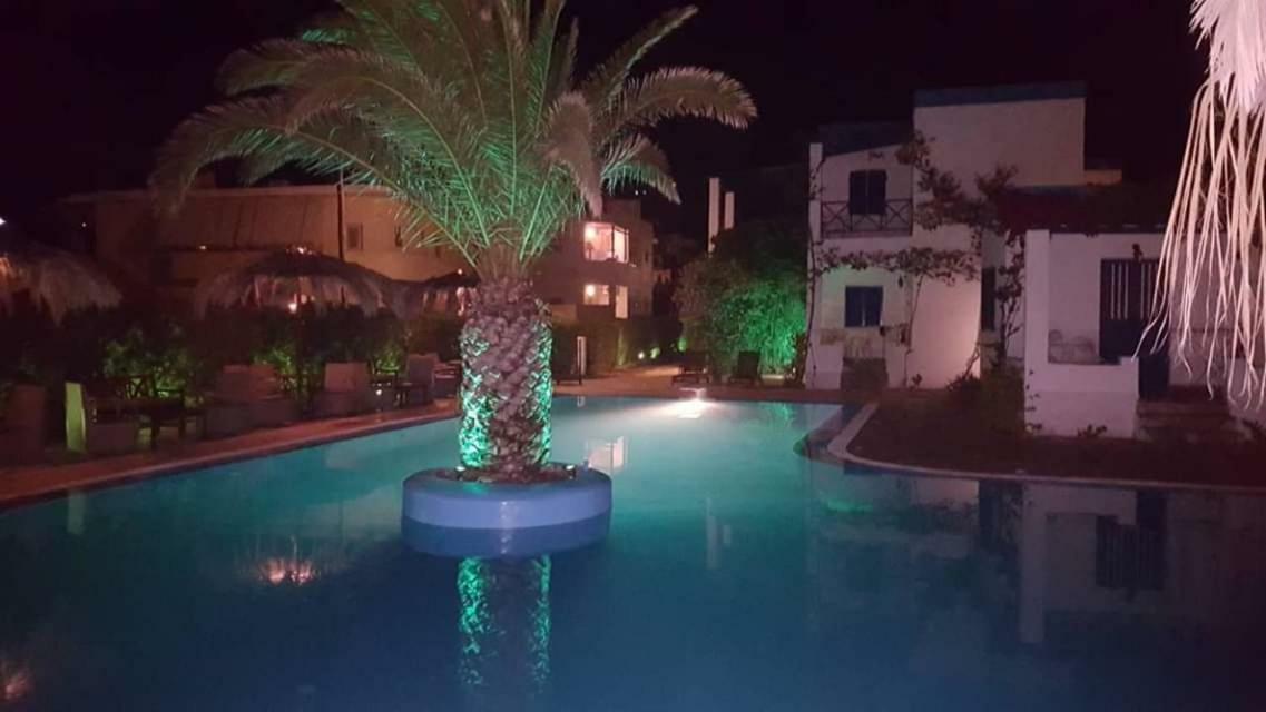 Amfitrion Aparthotel