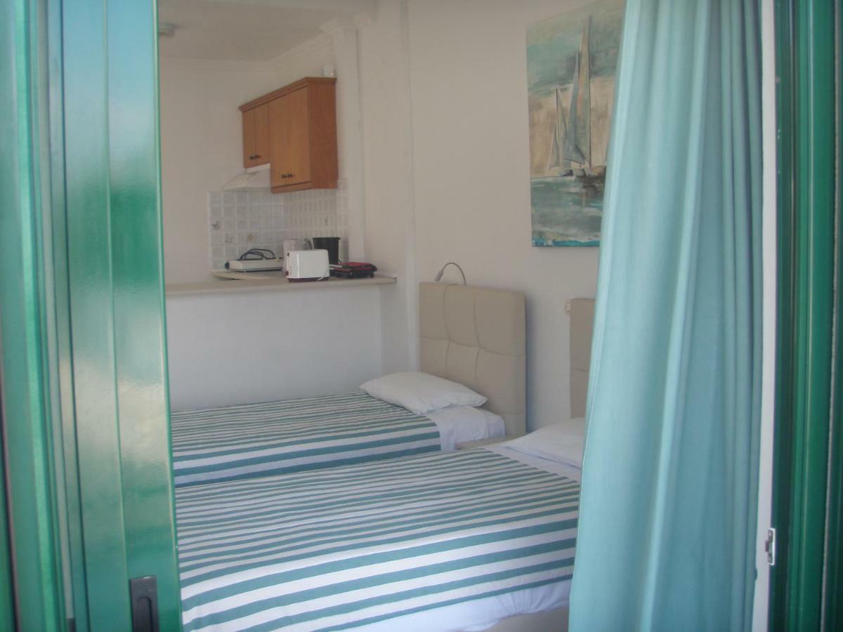 Aparthotel Umbrella *