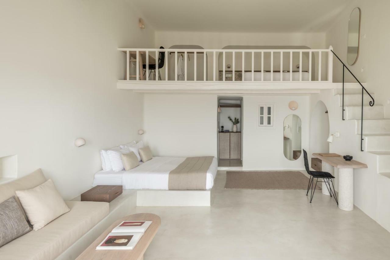 Enigma Aparthotel Fira (Santorini)