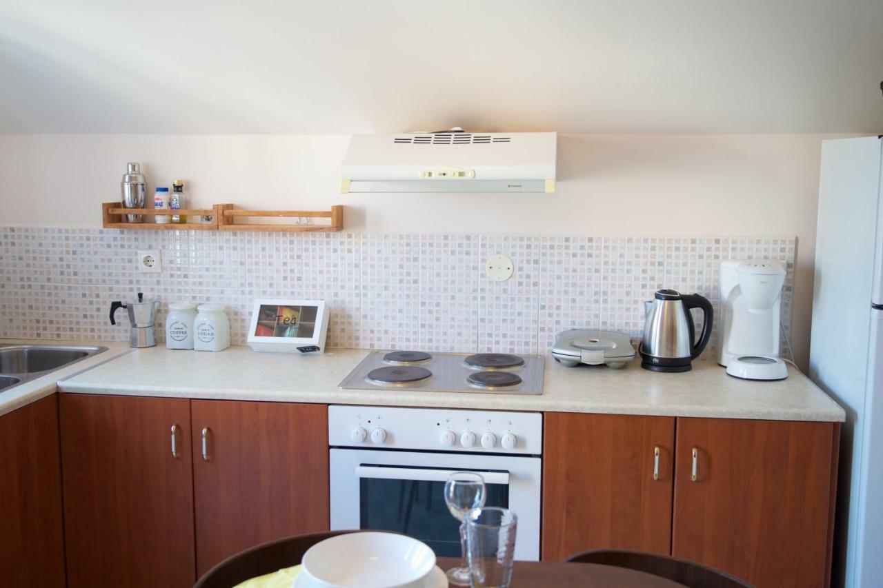 Christina's Place Apartment