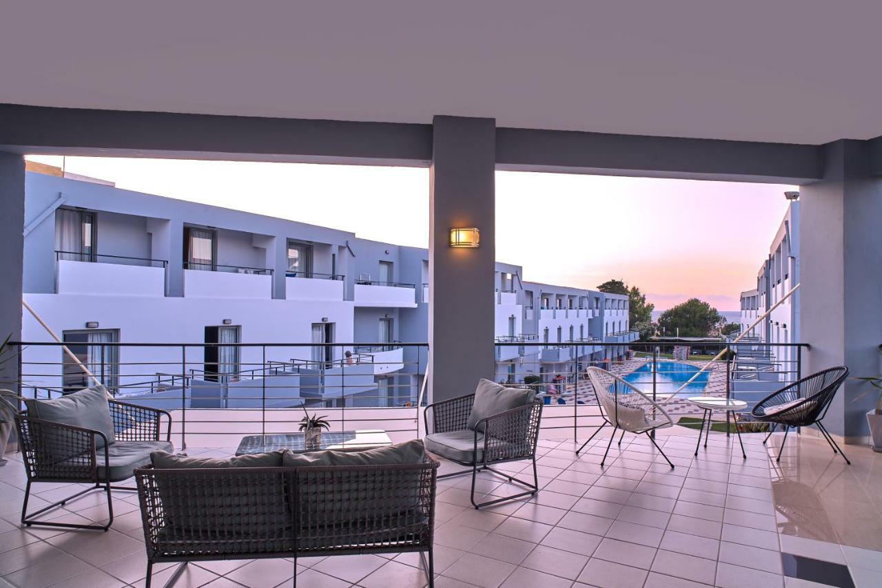 Sunrise Village 3* Platanias (Crete)