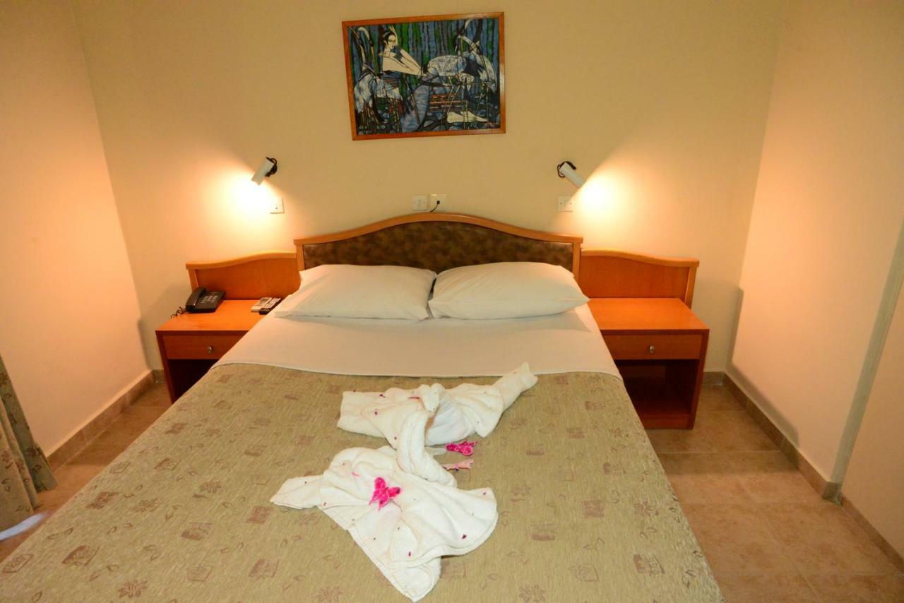 Sappho Hotel 2*