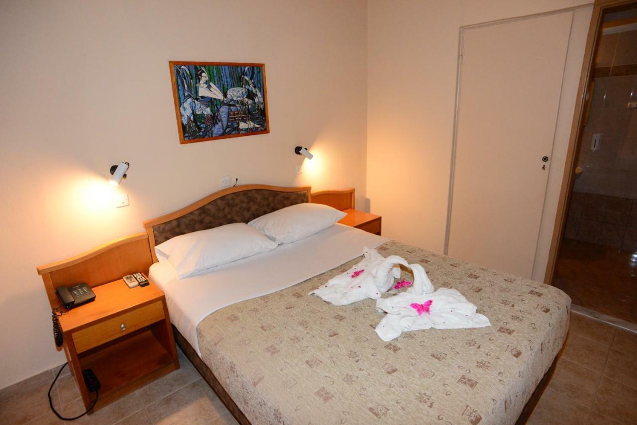 Sappho Hotel