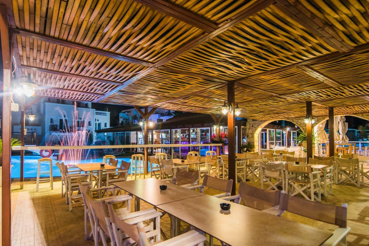 Aparthotel Yiannis Manos
