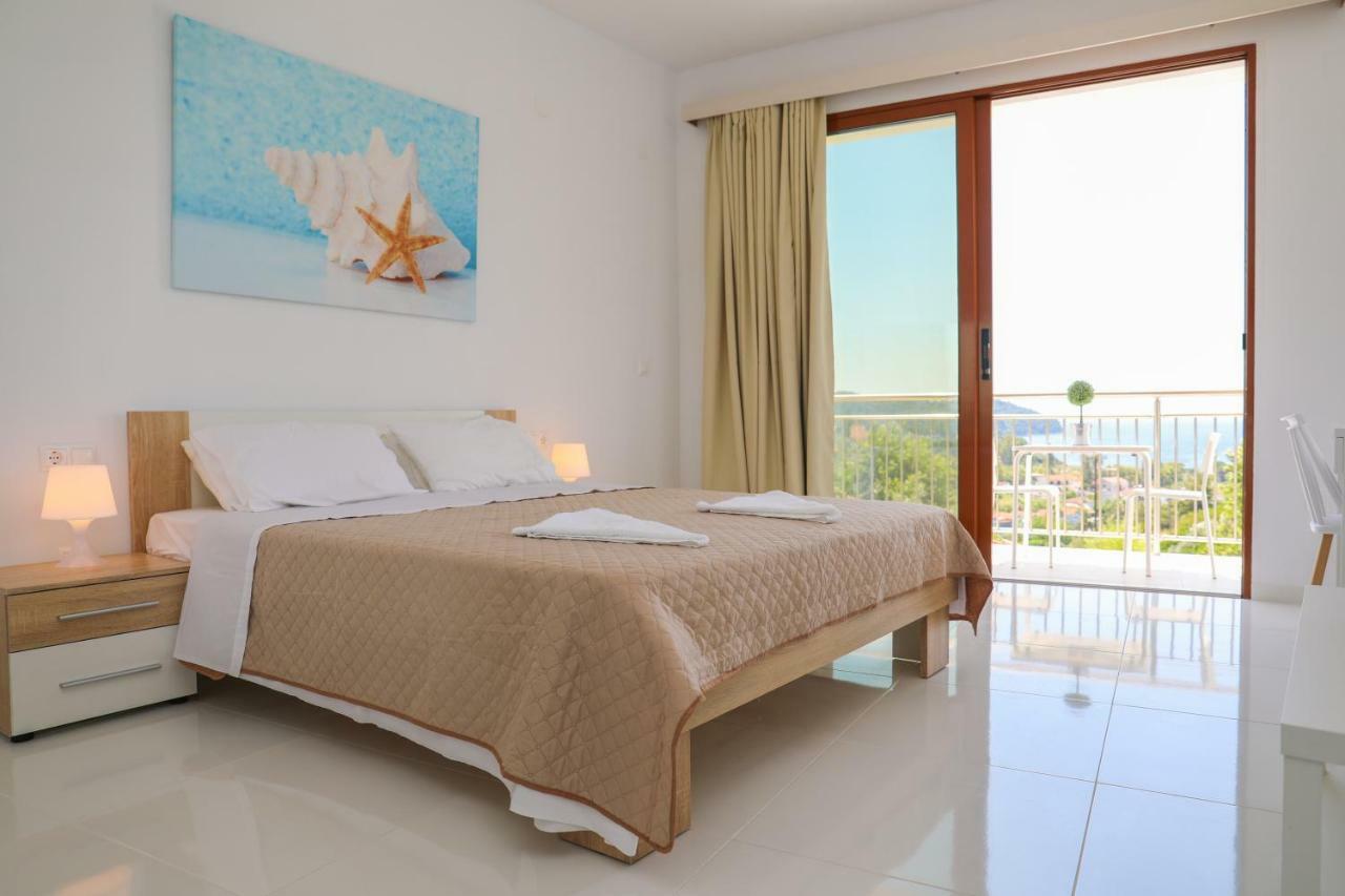 Zorbas Family House Hotel