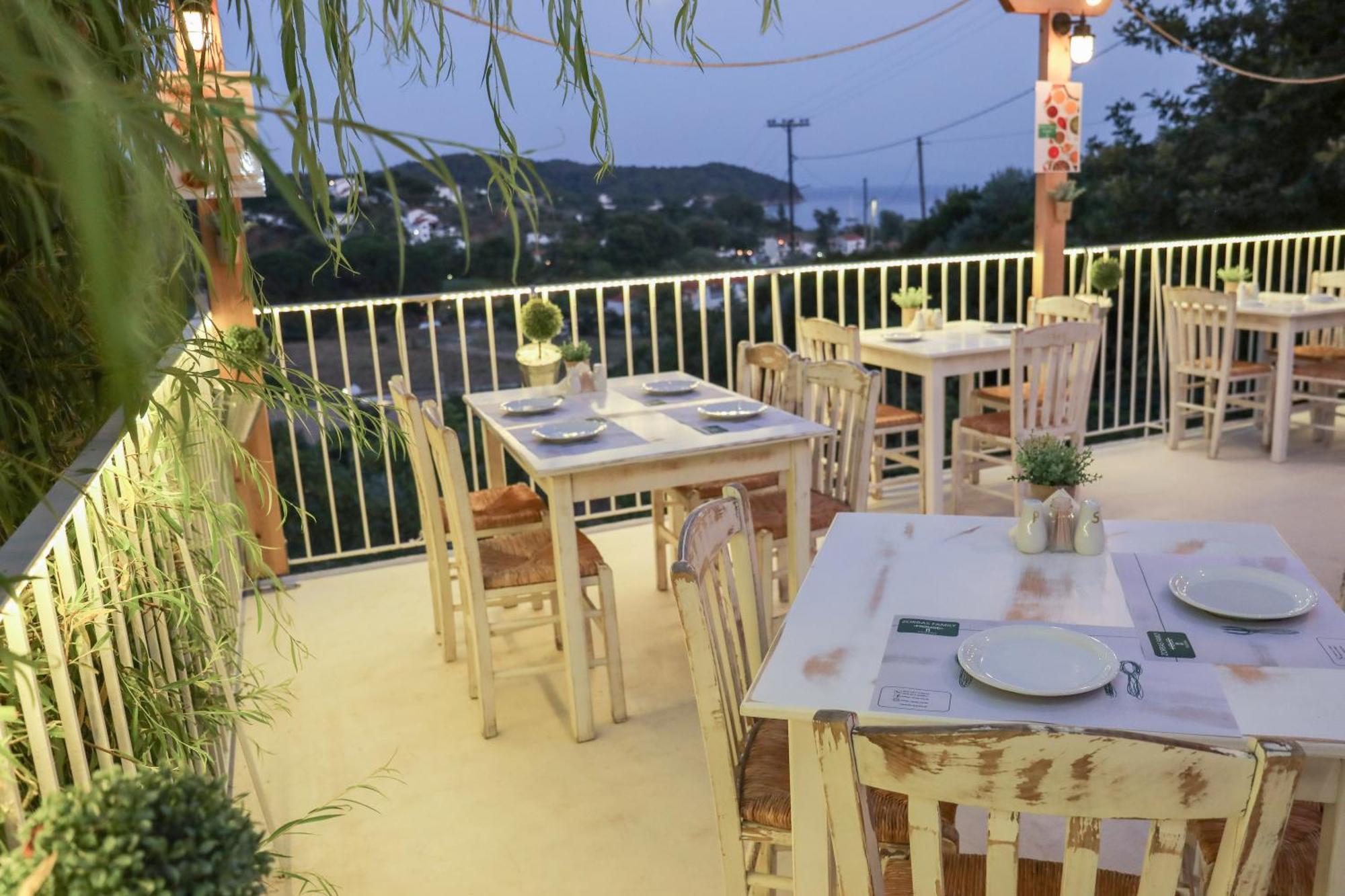 Zorbas Family House Hotel 3*
