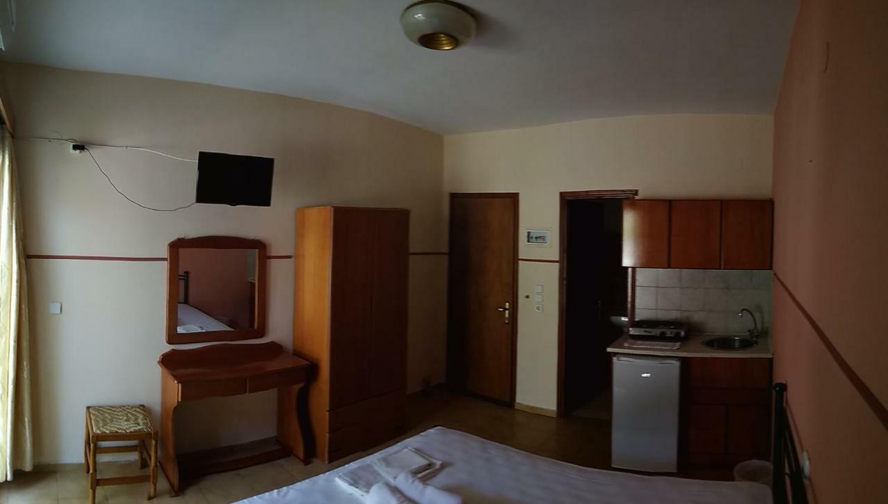 Manolia Apartment