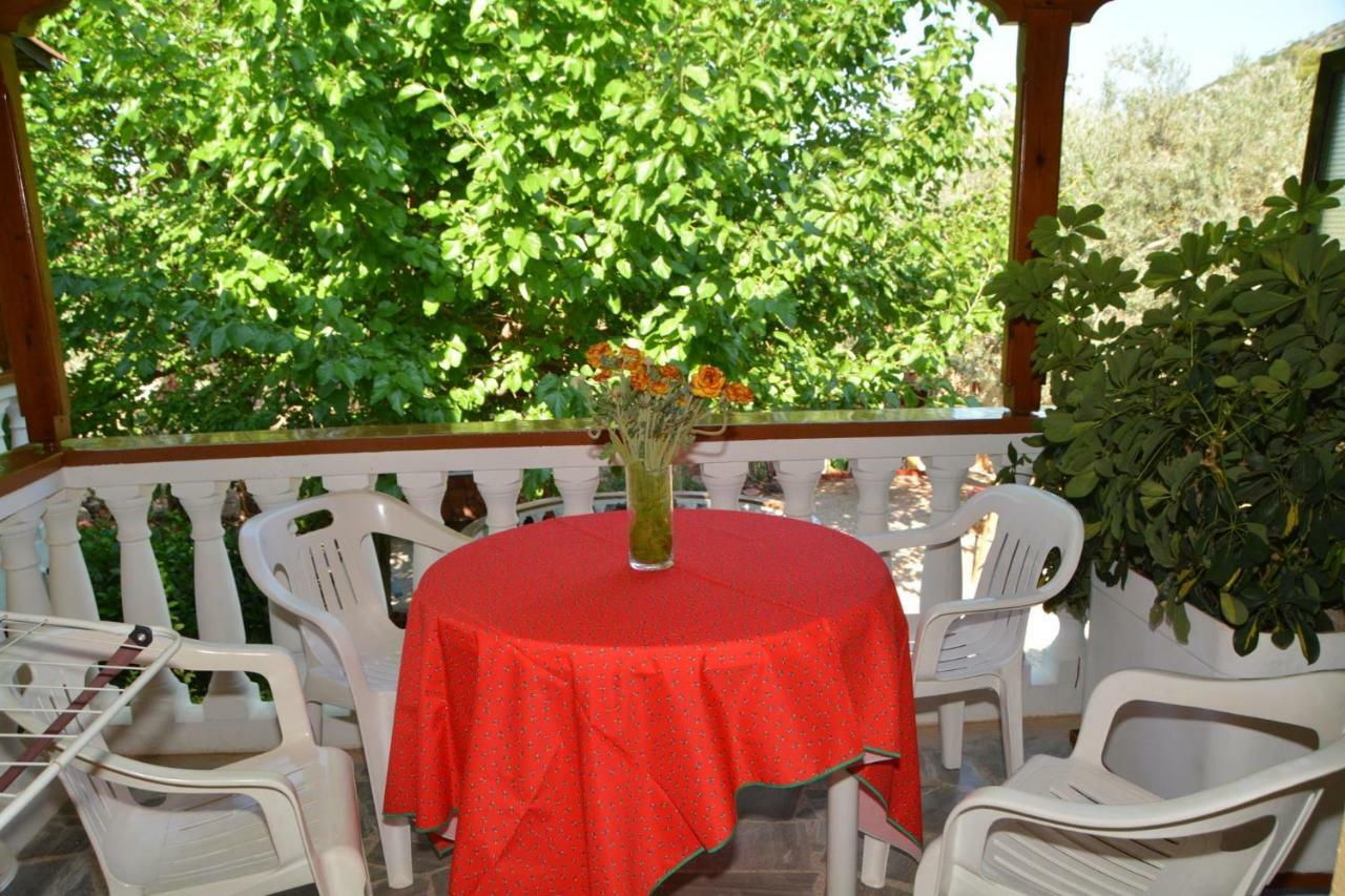 O Petros Apartment