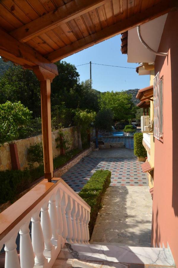O Petros Apartment