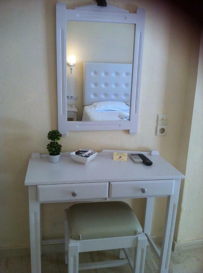 Royalrose Apartment