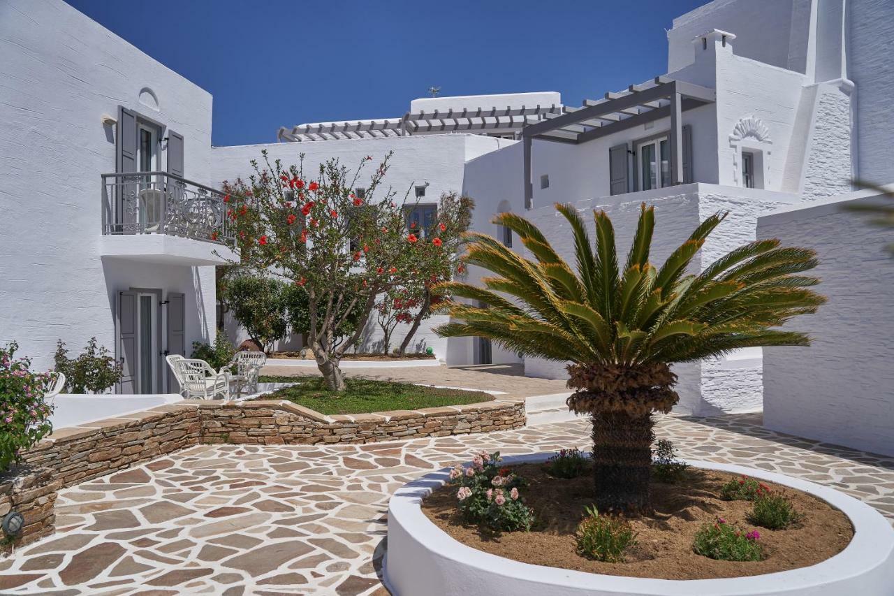 Galaxy 3* Naxos City
