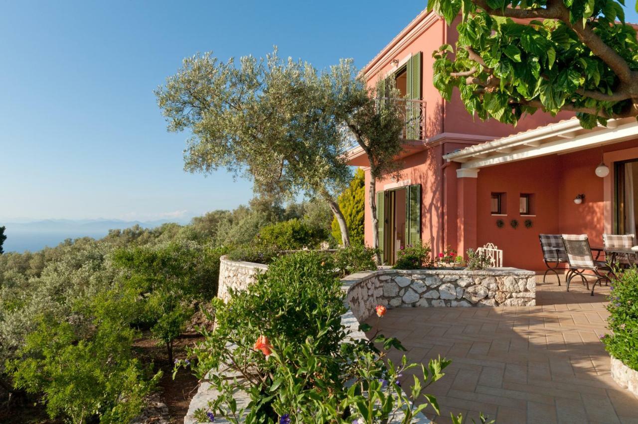Villa Artblue Tsoukaladhes