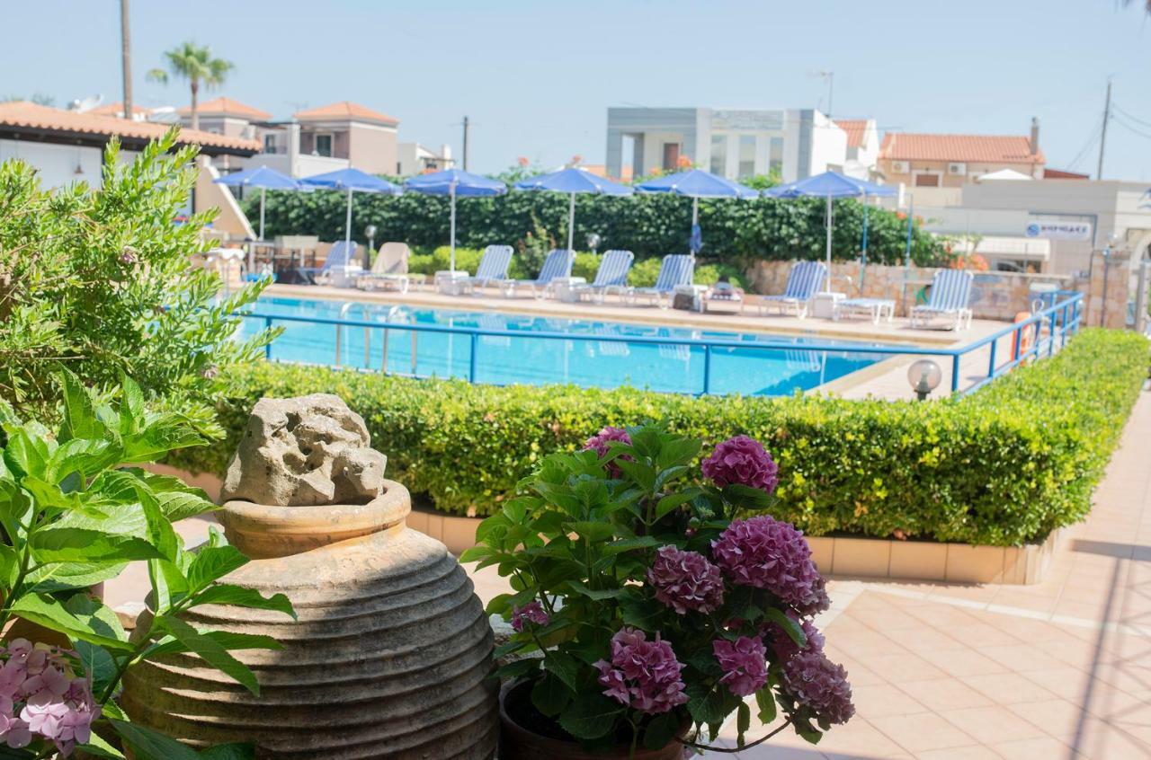 Niriides Aparthotel Almyrida (Crete)