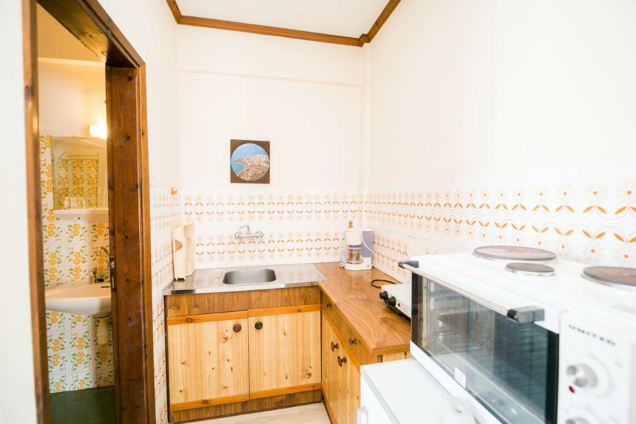 Magani Aparthotel Kala Nera