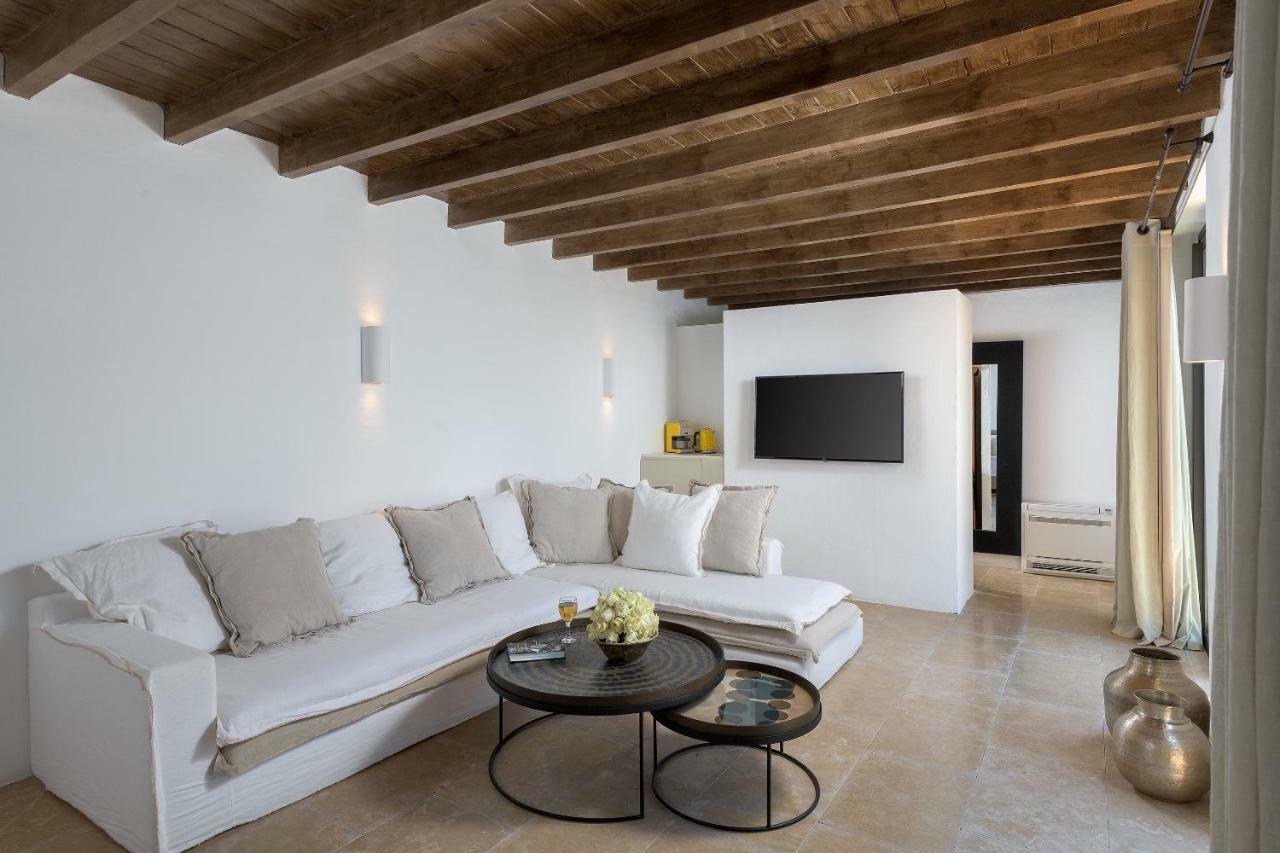 Aquavisionaire Front Villa