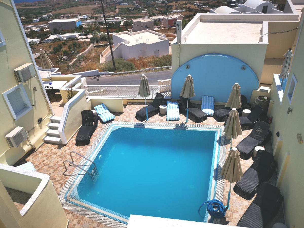Sky Of Thira Aparthotel