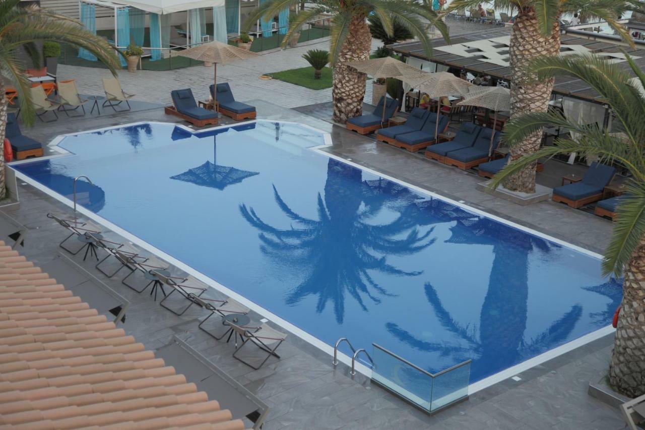 Hotel Evvoiki Akti Politika