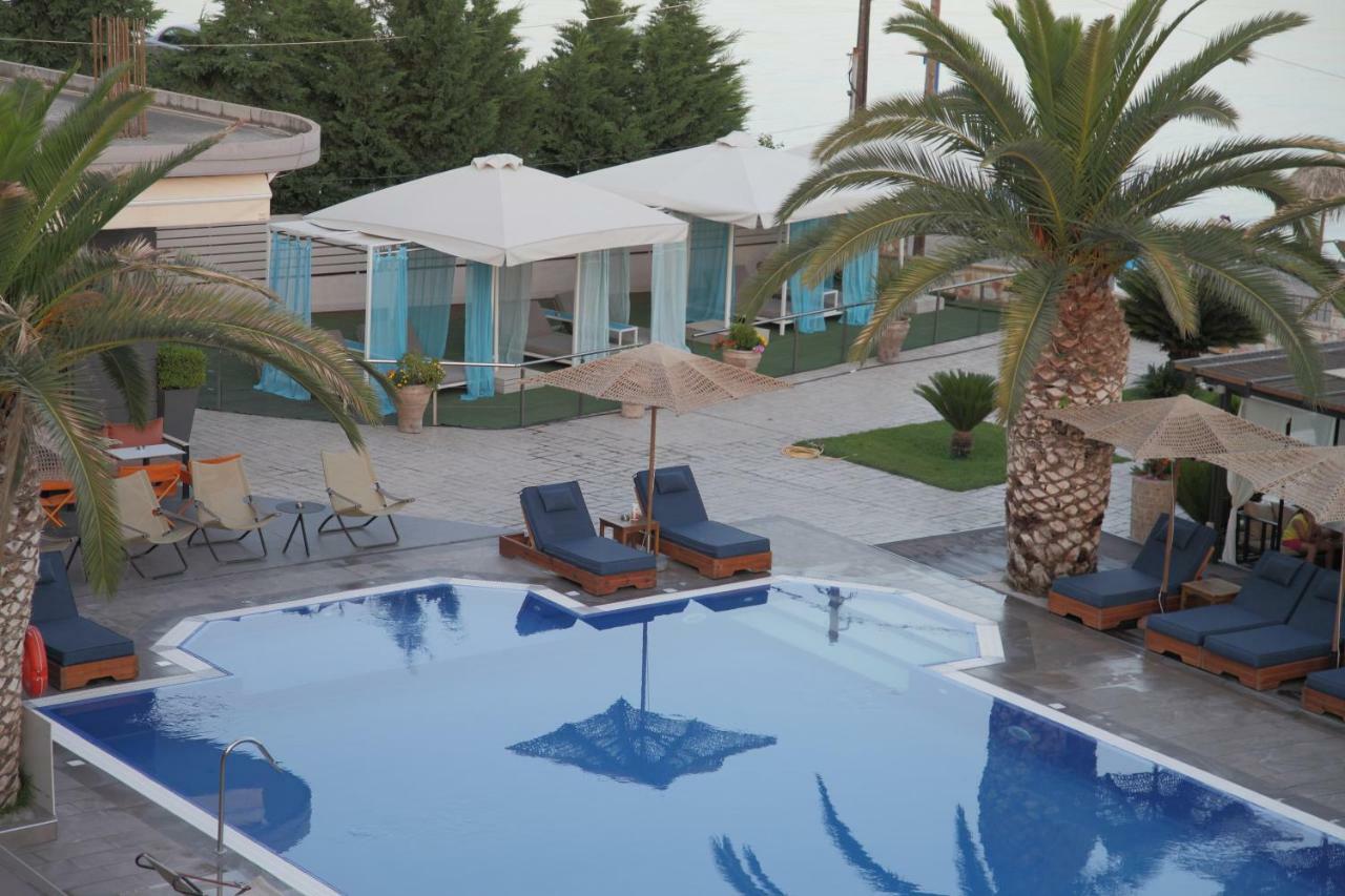 Hotel Evvoiki Akti 3*