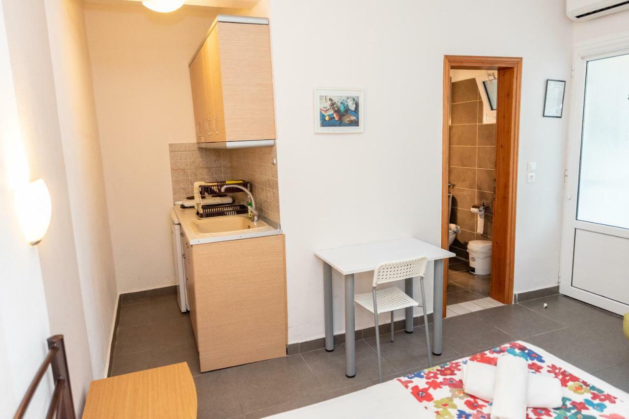Apartment Nikos *