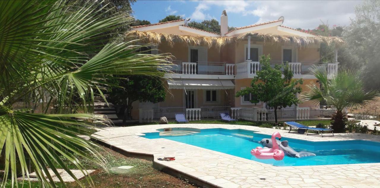 Apartment Doroufi
