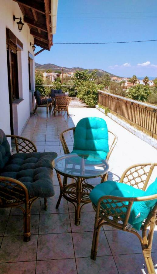 Petralonia Apartment *