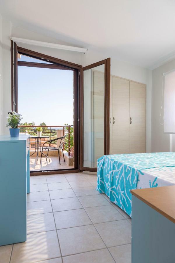 Kristin 2 - 2min Walk To Great Sandy, Shallow Villa *