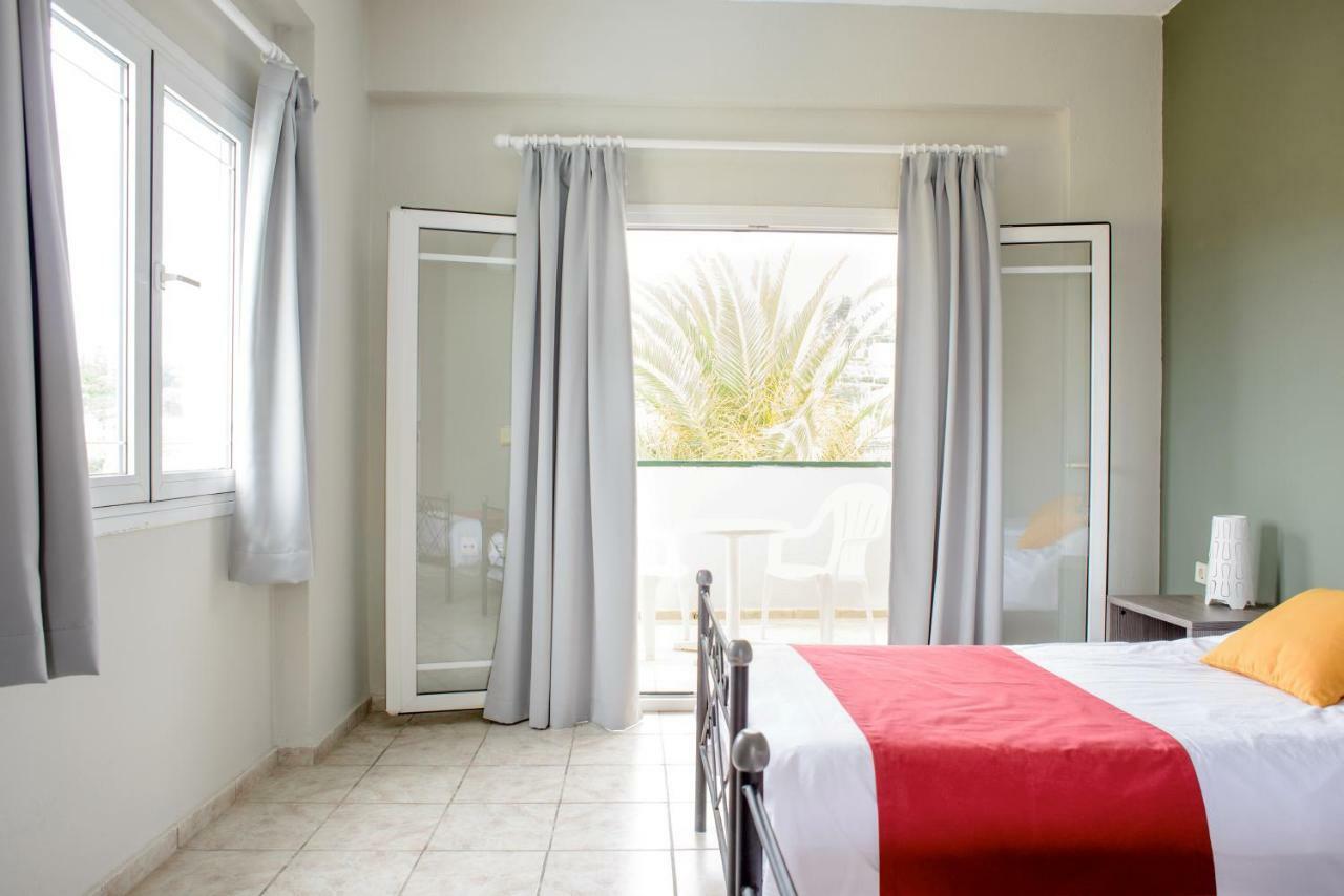 Mimosa Hotel 2*