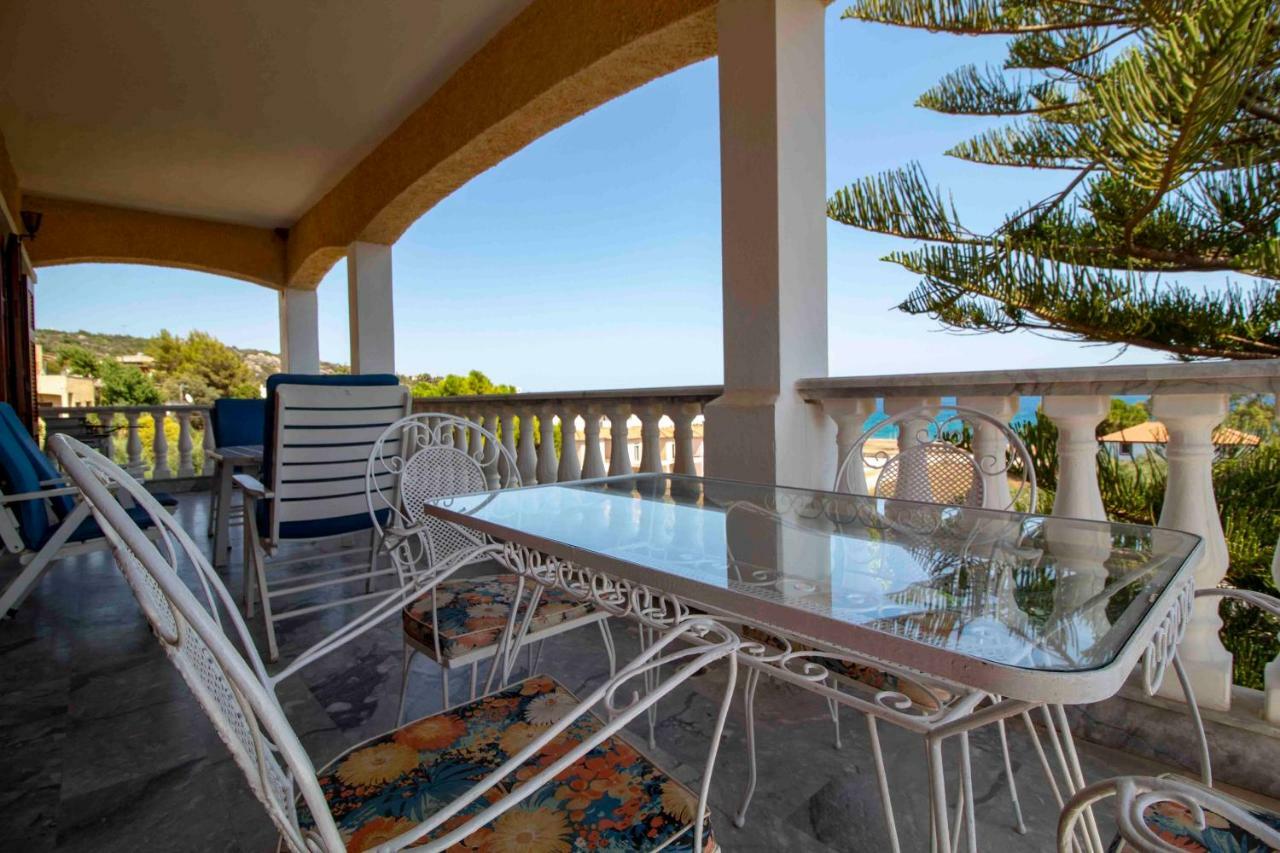 Laconian Collection #mavrovouni By The Sea# *