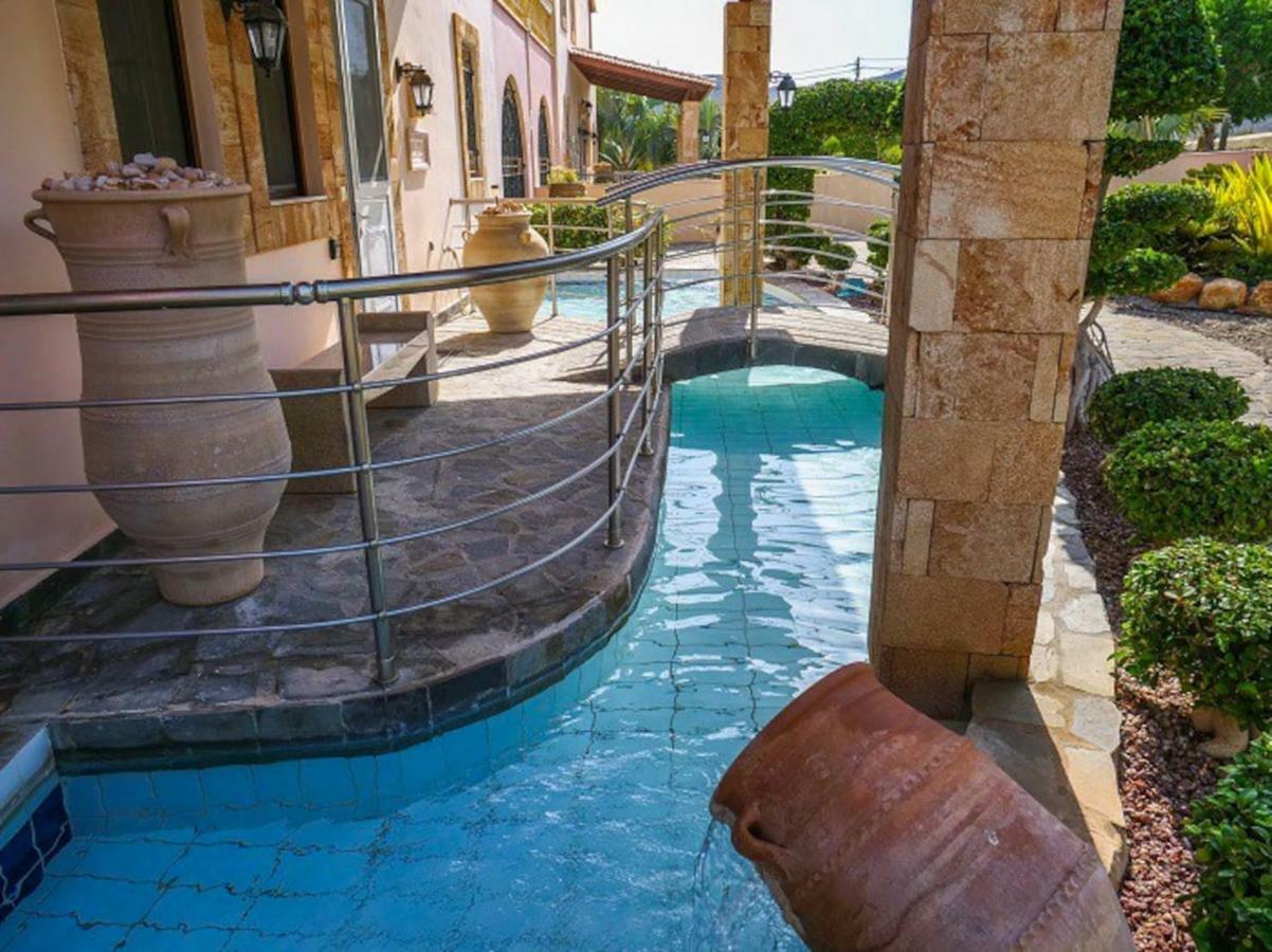 Luxury Delfini Villa *