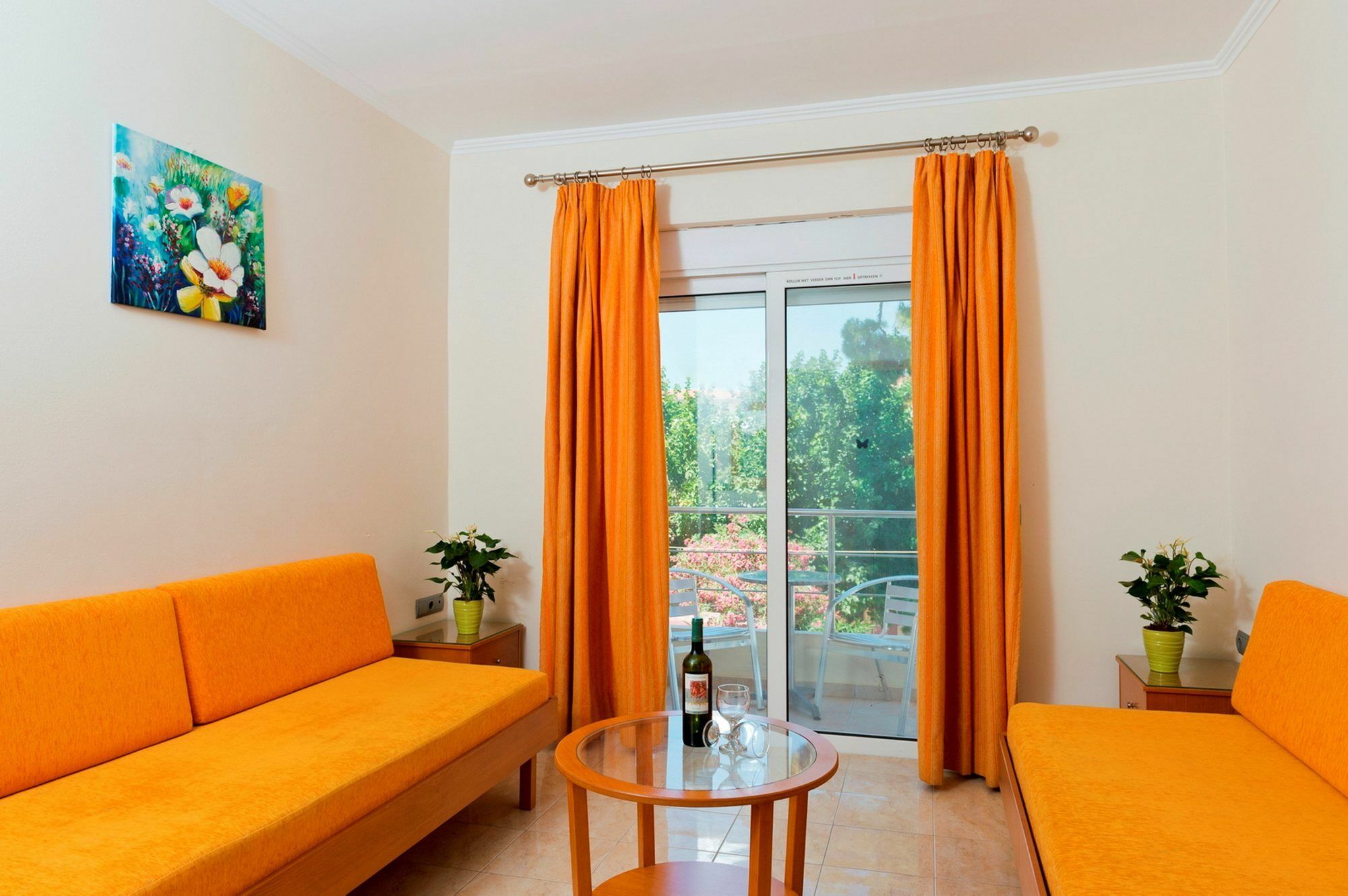 Perla Marina 4*