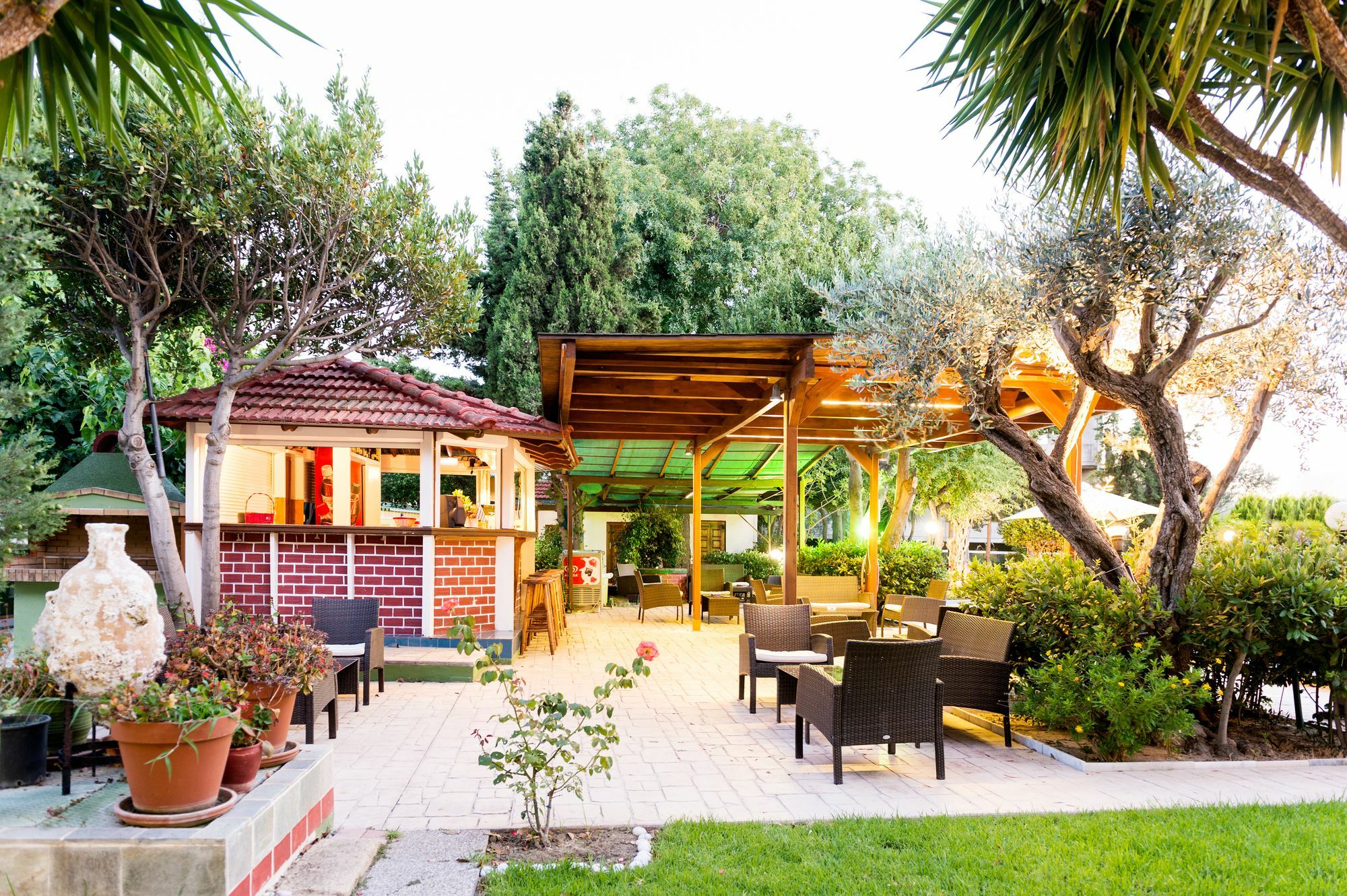 Terinikos Sunny Garden Junior Aparthotel Ialysos (Rhodes)