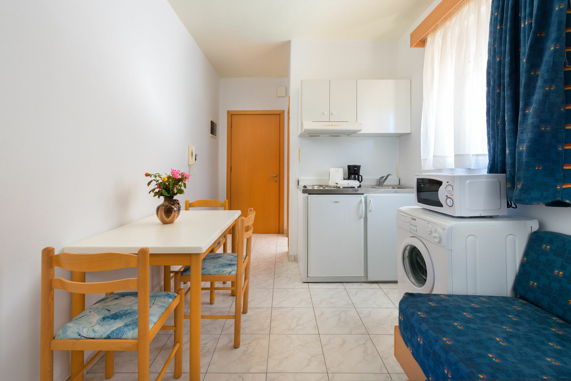 Yiannis Apartment Rhodes City