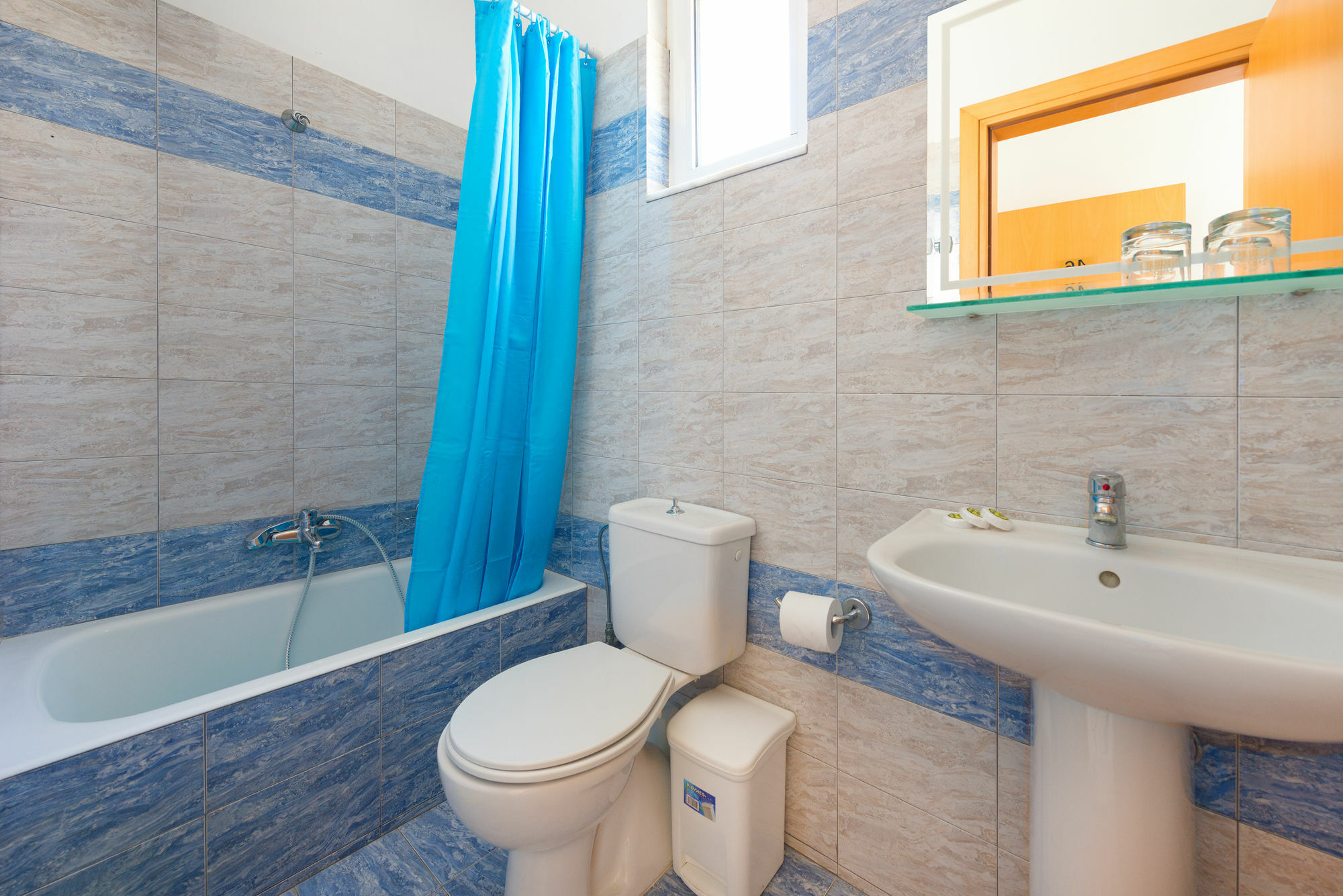 Apartment Yiannis *