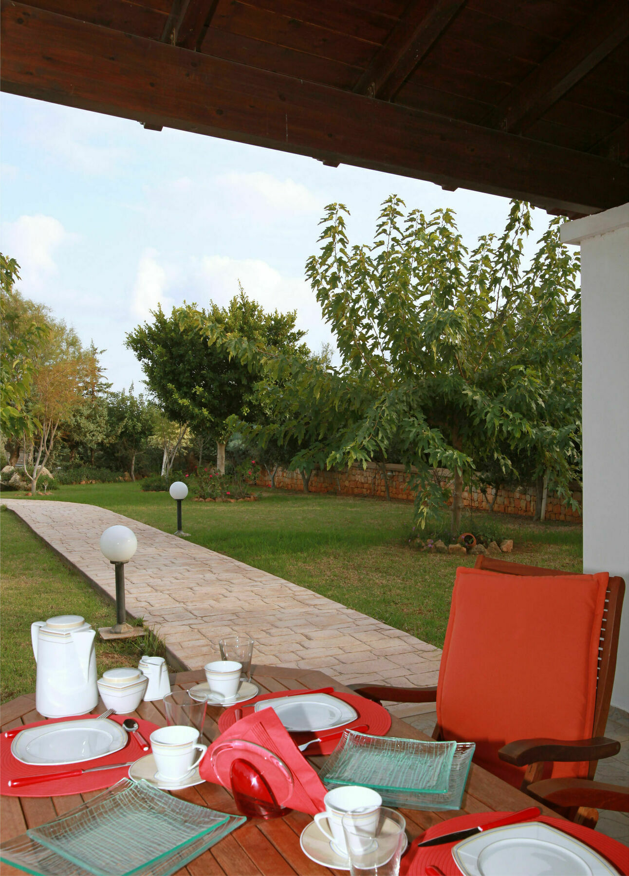 Villa Antonoglou - Waterfront Luxury Retreat *