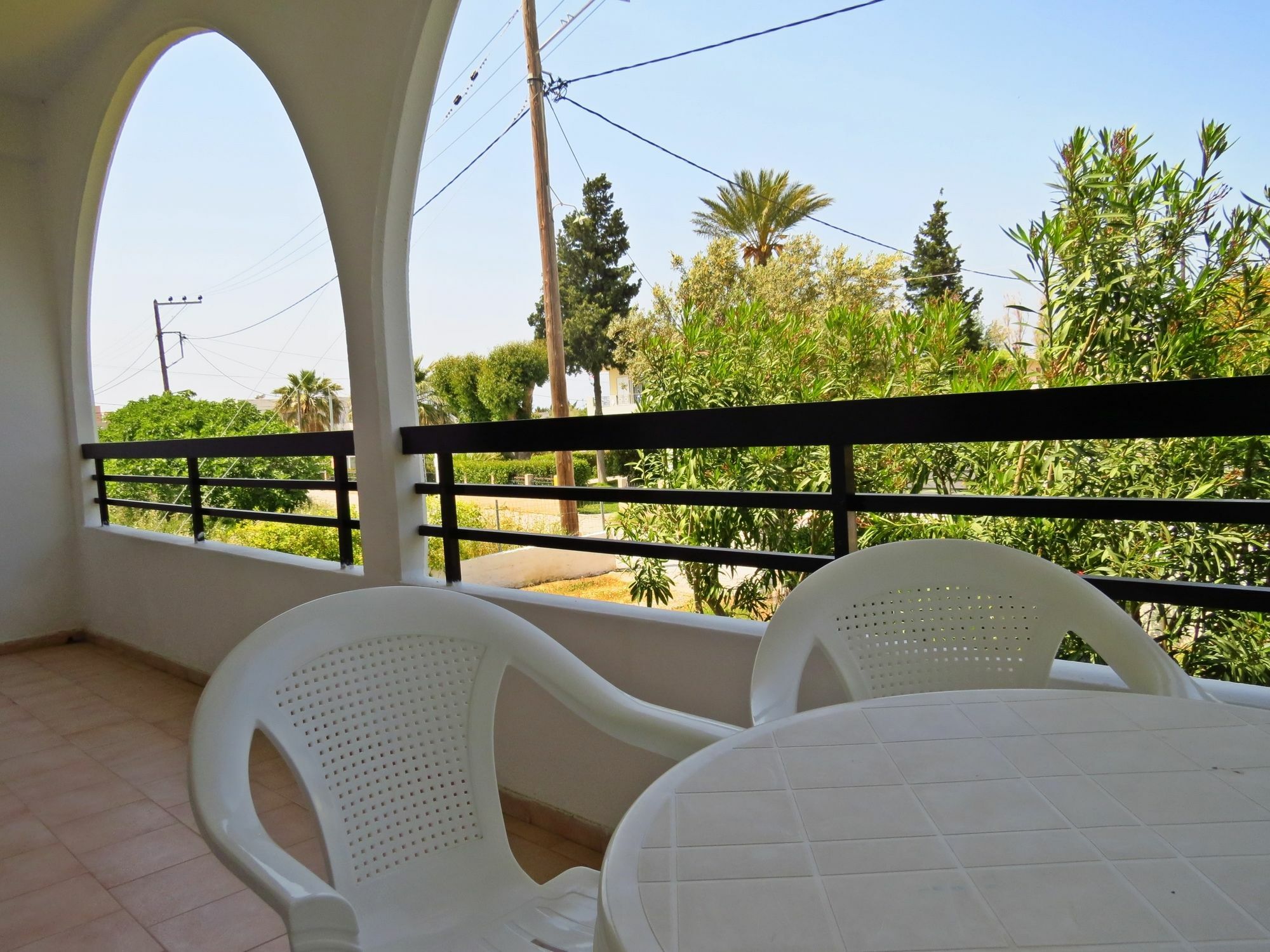 Aparthotel Debby 2*