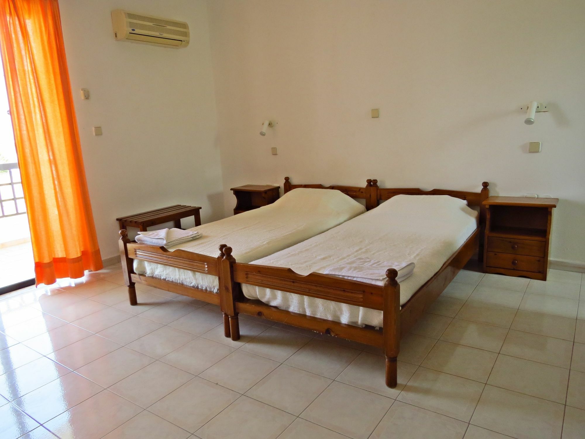 Aparthotel Debby Ialysos (Rhodes)