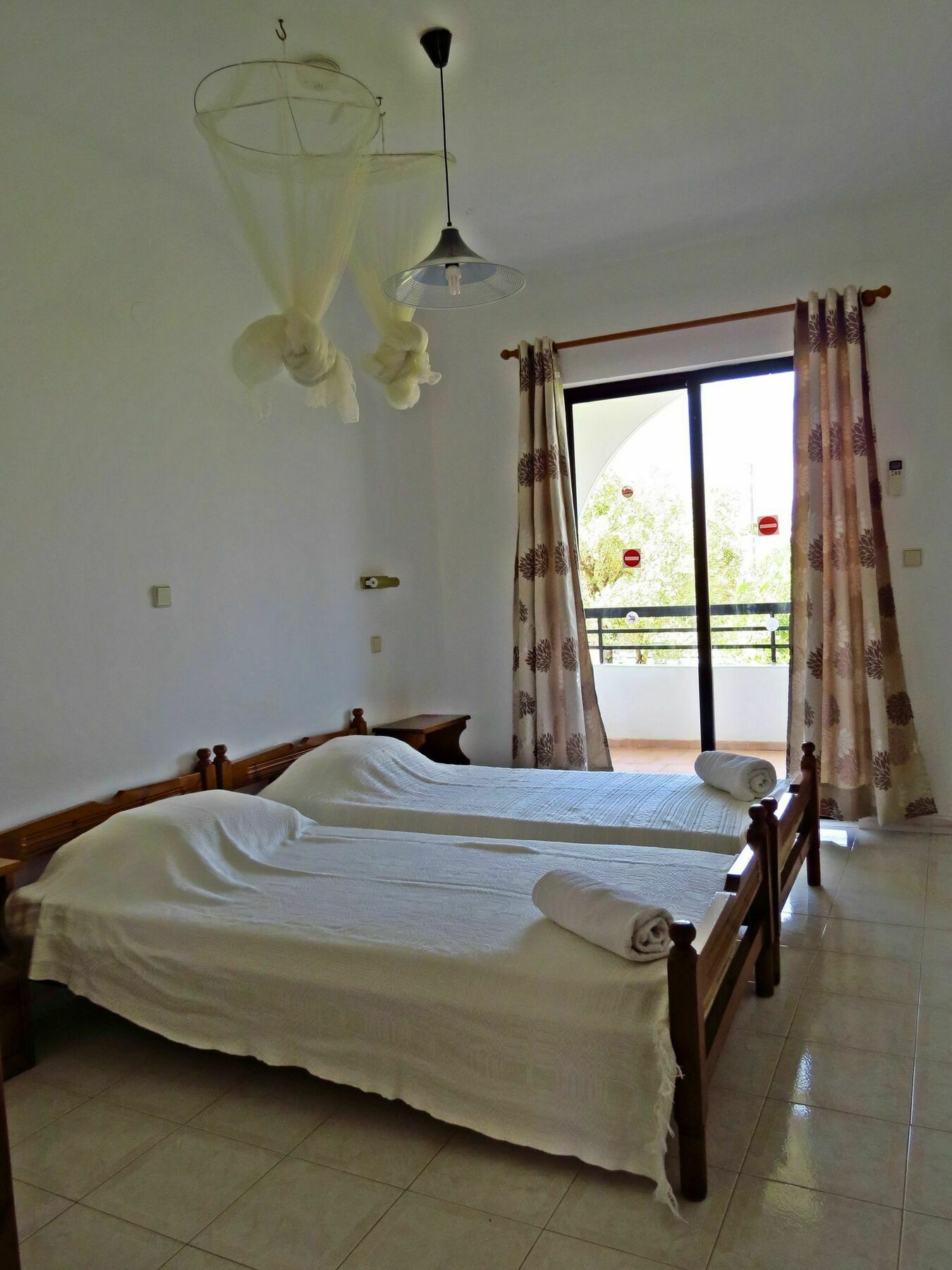 Debby Aparthotel 2*
